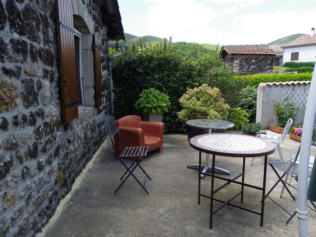 Le Cabanon Bed and Breakfast Thueyts Exteriör bild